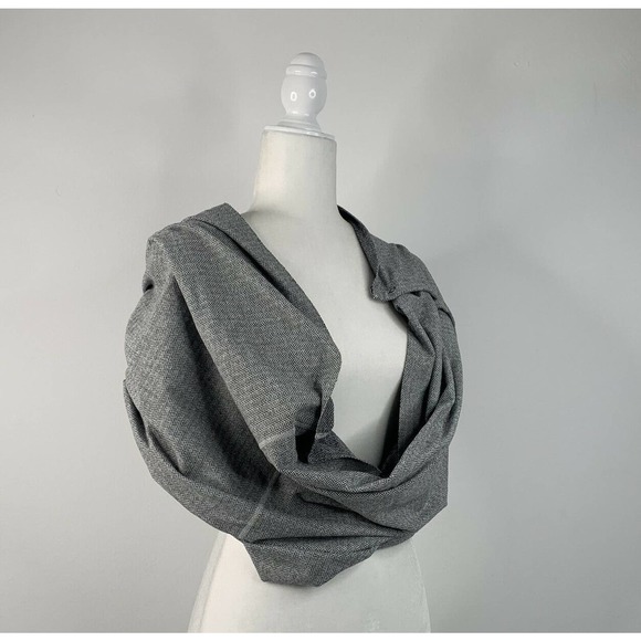 Lululemon Vinyasa Snap Lightweight Neck Scarf - Picture 1 of 5